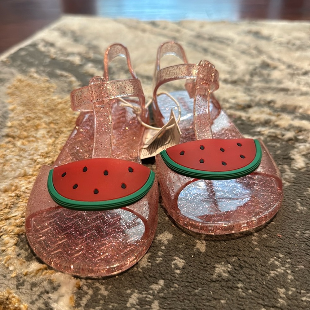 Sandals 9C
